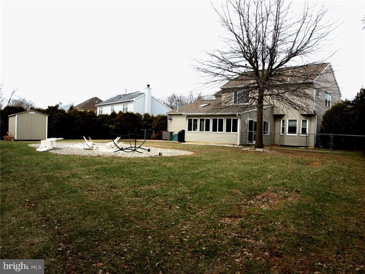 47 Perilli Drive Hamilton, NJ 08610 - Photo 21 of 22 Back Yard