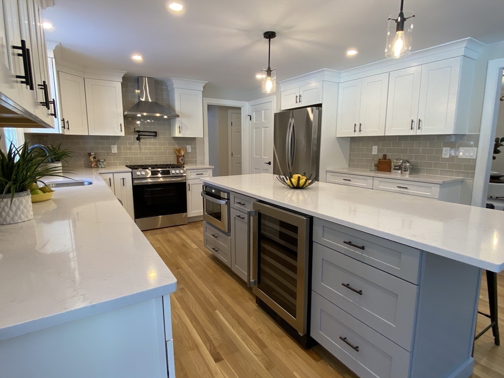 16 Sears Road Wayland, MA 01778 - Photo 14 of 40