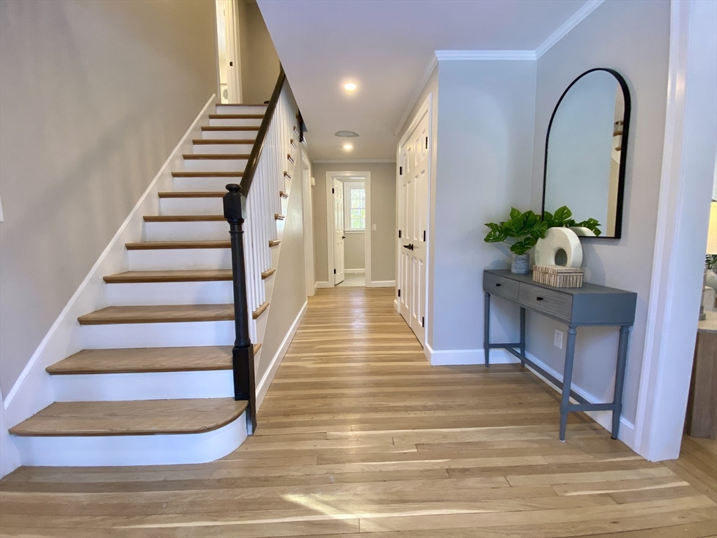 16 Sears Road Wayland, MA 01778 - Photo 2 of 40