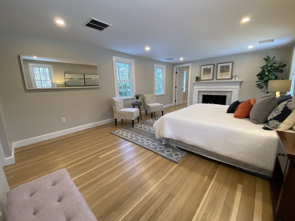 16 Sears Road Wayland, MA 01778 - Photo 21 of 40