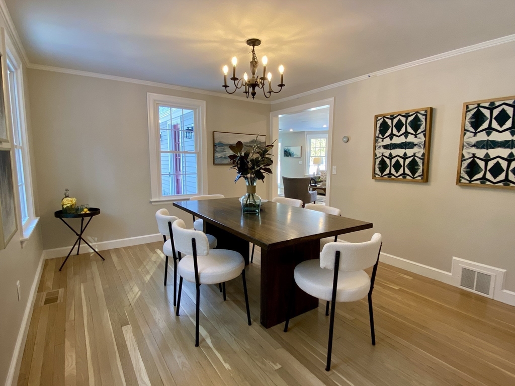 16 Sears Road Wayland, MA 01778 - Photo 7 of 40