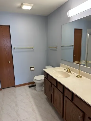 $2,900 | 339 Bay Drive, Itasca, IL 60143