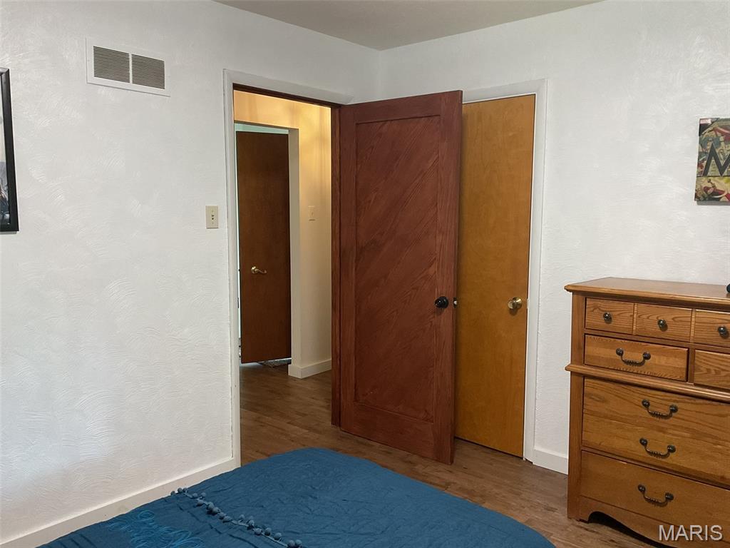 4303 Highway 160 Highland, IL 62249 - Photo 17 of 54