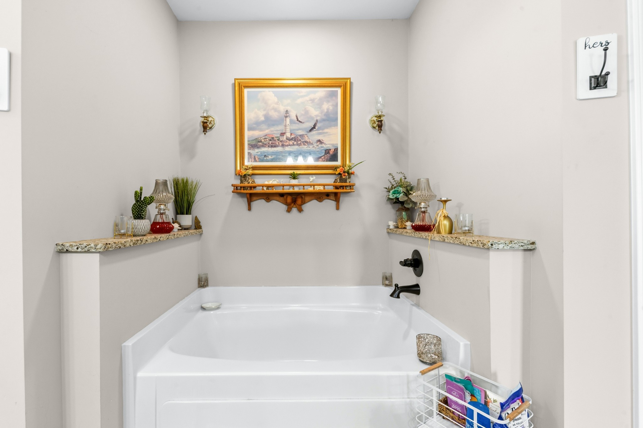1224 Market Street Prospect, TN 38477 - Photo 37 of 80 a bathroom with a bathtub