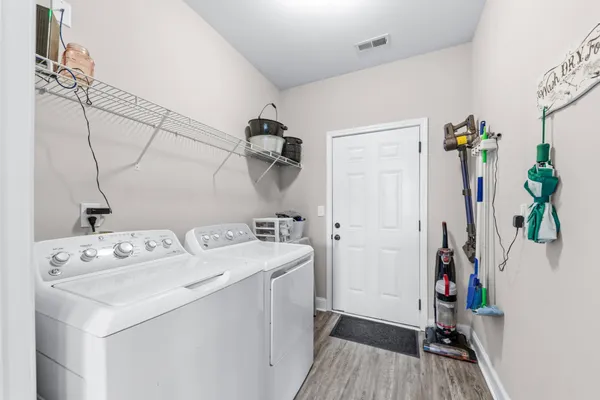 $549,900 | 1224 Market Street, Prospect, TN 38477