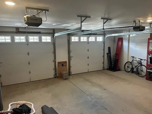 $3,650 | 33 Boyden Parkway, Unit B, Maplewood, NJ 07040