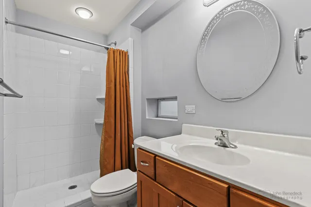 $359,990 | 120 Chicago Avenue, Unit A, Oak Park, IL 60302