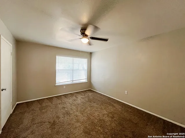 $925 | 2802 Lasses Boulevard, Unit 8, San Antonio, TX 78223