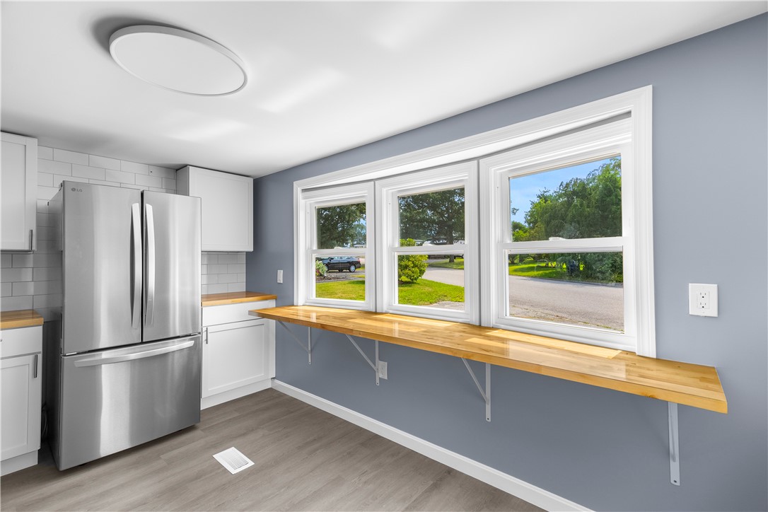 31 Lane A Coventry, RI 02816 - Photo 4 of 14