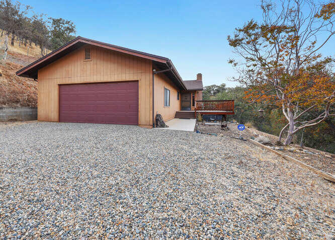40837 Oak Ridge Drive Three Rivers, CA 93271 - Photo 11 of 42 40837 Oak Ridge Dr Three-small-033-043-u