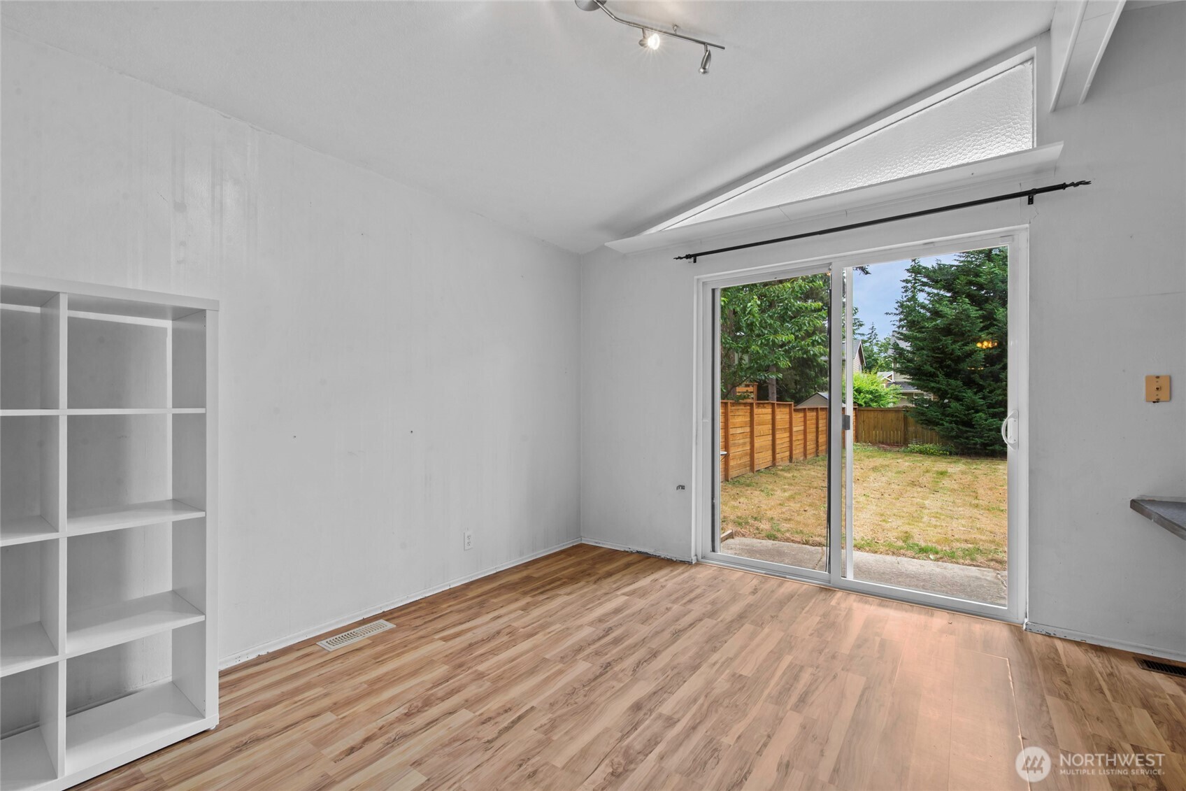 11020 Southeast 186th Street Renton, WA 98055 - Photo 12 of 27