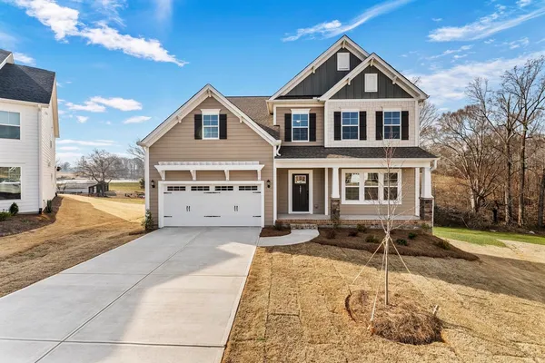 $442,000 | 1061 Paula Parris Road, Chesnee, SC 29323