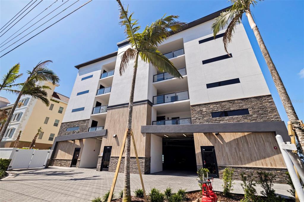 14048 Gulf Boulevard, Unit 202 Madeira Beach, FL 33708 - Photo 41 of 76