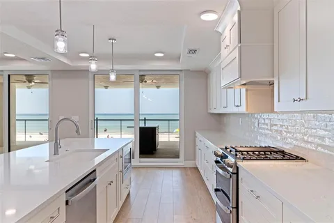 $2,625,000 | 14048 Gulf Boulevard, Unit 202, Madeira Beach, FL 33708