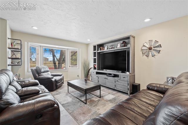 5960 West Condor Road Peyton, CO 80831 - Photo 11 of 44 Gallery Image 11