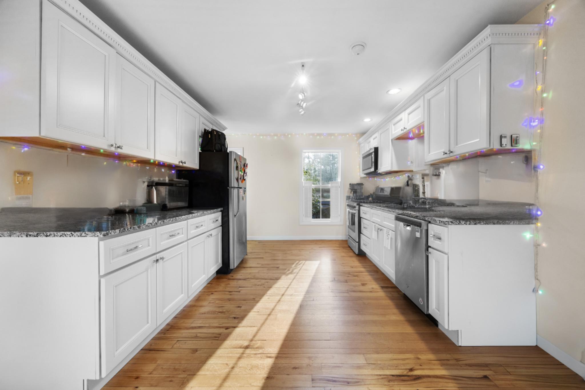 4 White Birch Lane Surry, ME 04684 - Photo 10 of 28 SURRY-7 (a)