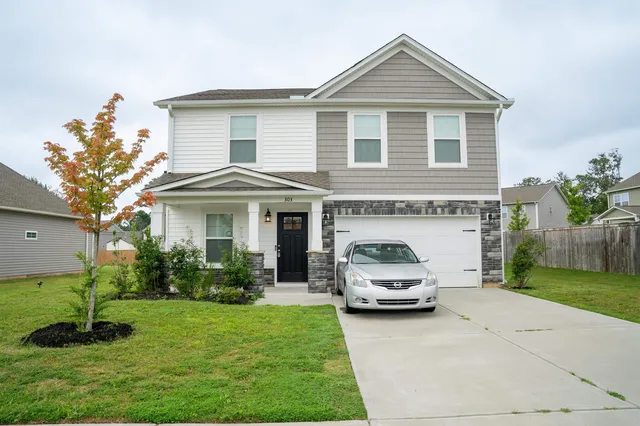 $319,900 | 303 Pilcher Drive, Piedmont, SC 29673