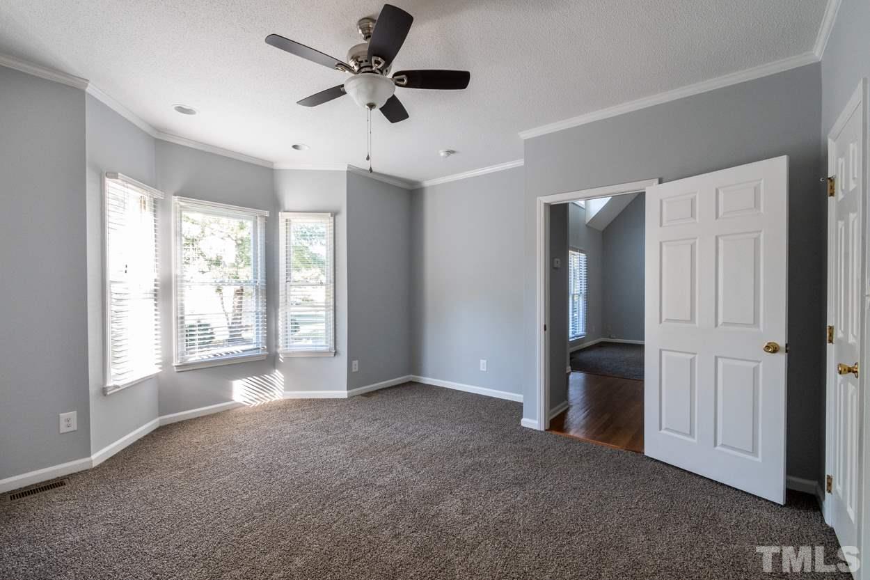 2804 West Jameson Road Raleigh, NC 27604 - Photo 6 of 22