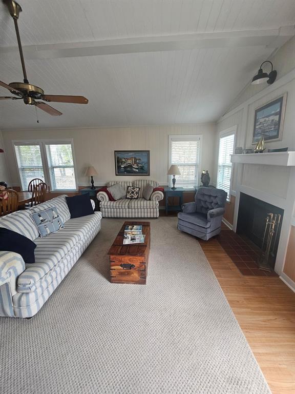 3347 Bandera Street Athens, TX 75752 - Photo 4 of 16 a living room with furniture fireplace and a window