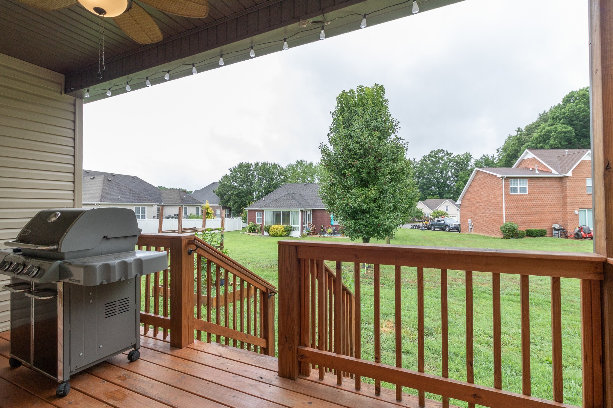 167 Fieldstone Lane Springfield, TN 37172 - Photo 33 of 36 a view of a street from a balcony