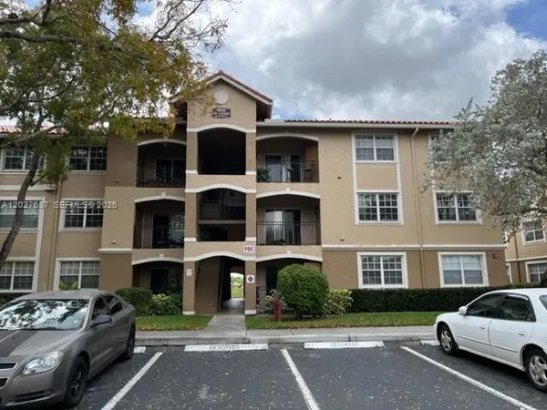 $2,400 | 11700 Southwest 2nd Street, Unit 13107, Pembroke Pines, FL 33025