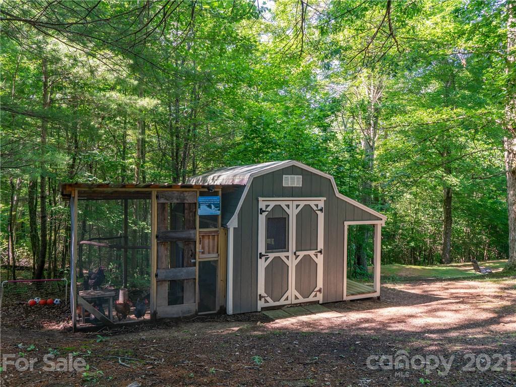 342 Monroe Tipton Road Marshall, NC 28753 - Photo 11 of 26 Gallery Image 11
