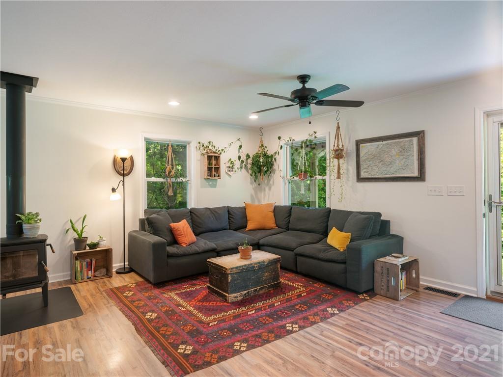 342 Monroe Tipton Road Marshall, NC 28753 - Photo 15 of 26 Gallery Image 15