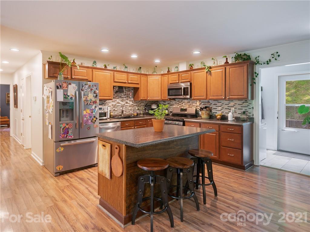 342 Monroe Tipton Road Marshall, NC 28753 - Photo 18 of 26 Gallery Image 18