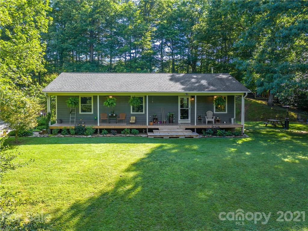 342 Monroe Tipton Road Marshall, NC 28753 - Photo 6 of 26 Gallery Image 6