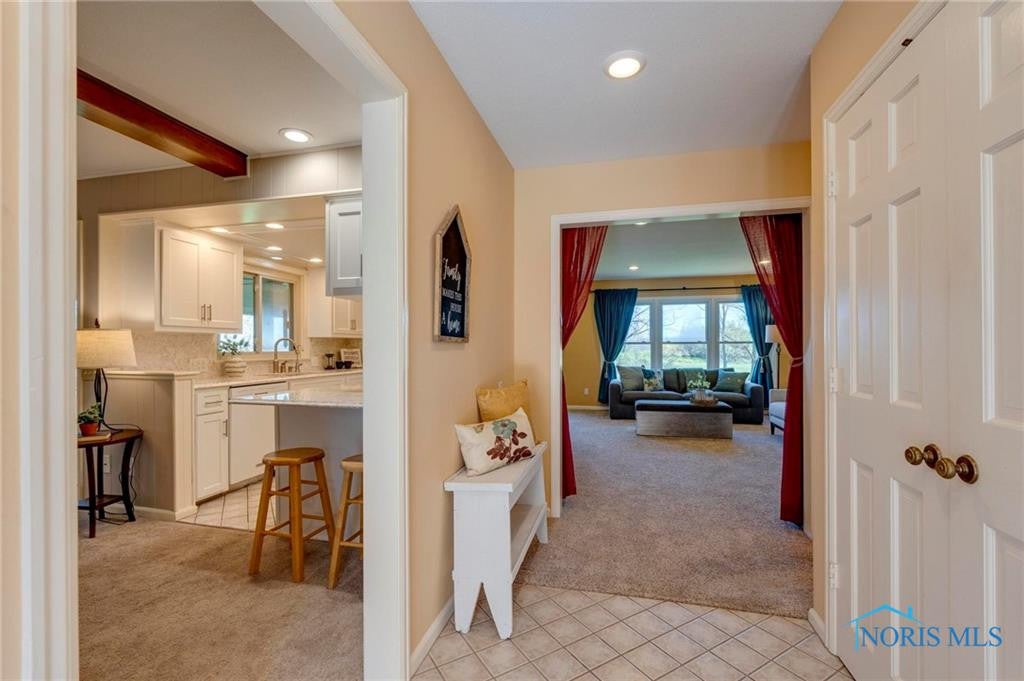 15378 Sand Ridge Road Bowling Green, OH 43402 - Photo 9 of 41 Gallery Image 9