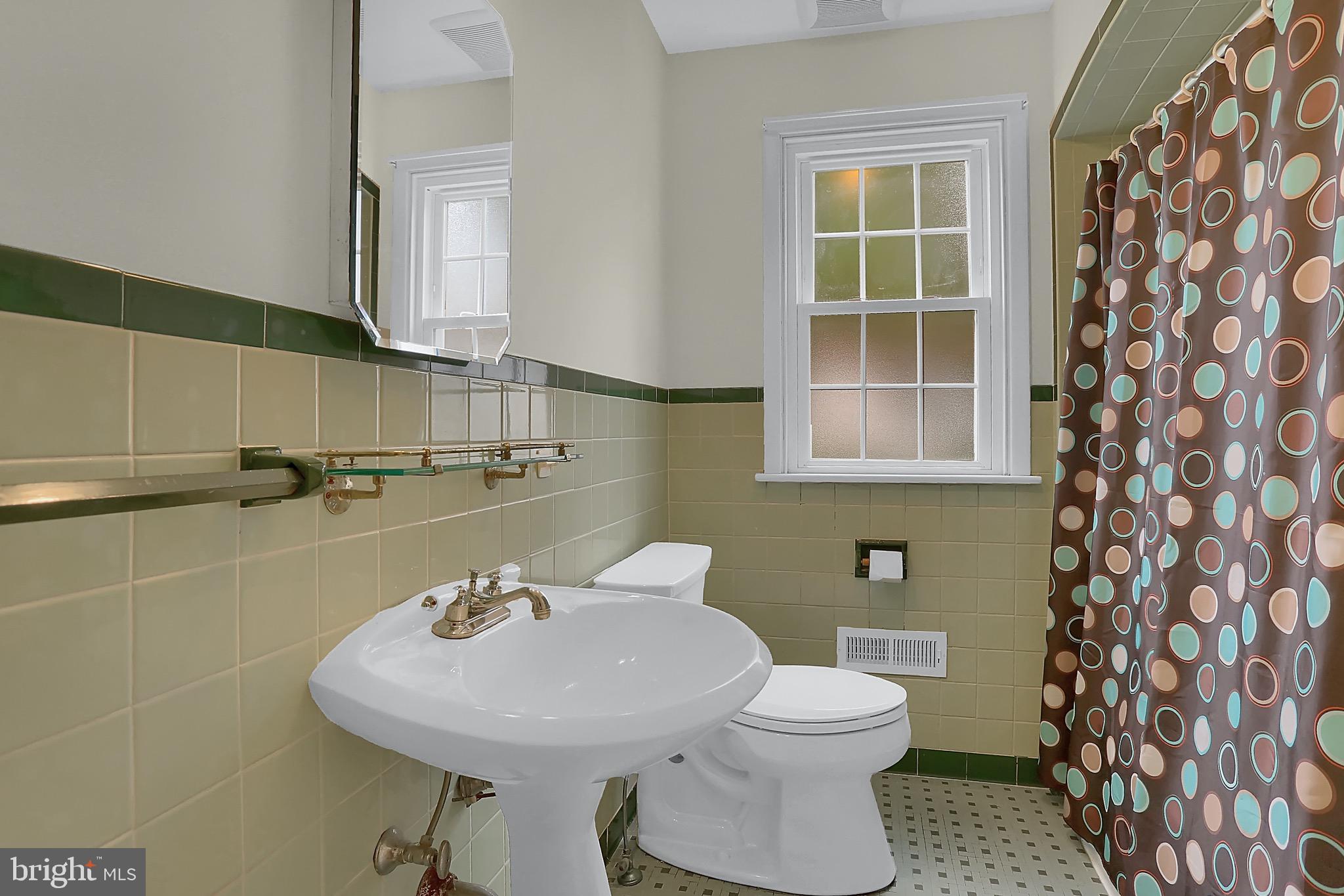 1213 Hillcrest Road Lancaster, PA 17603 - Photo 25 of 35 Gallery Image 25