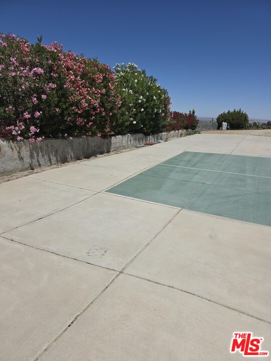 1168 Smoke Tree Road Pinon Hills, CA 92372 - Photo 25 of 37 Gallery Image 25