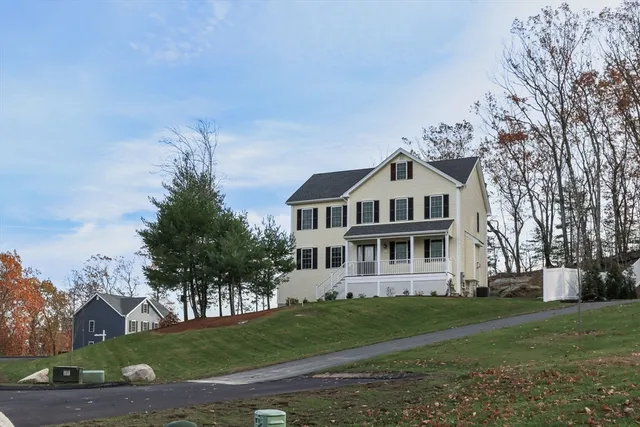 $959,900 | 15 Oriole Drive, Groton, MA 01450