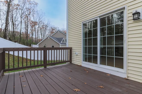 $939,900 | 15 Oriole Drive, Groton, MA 01450
