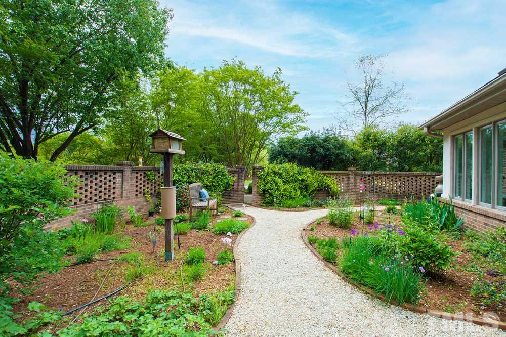 4 Crepe Myrtle Place Durham, NC 27705 - Photo 15 of 30 4 Crepe Myrtle Place - Private Garden