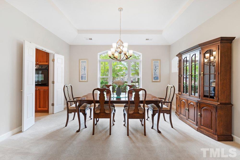 4 Crepe Myrtle Place Durham, NC 27705 - Photo 10 of 30 4 Crepe Myrtle Place - Dining Room