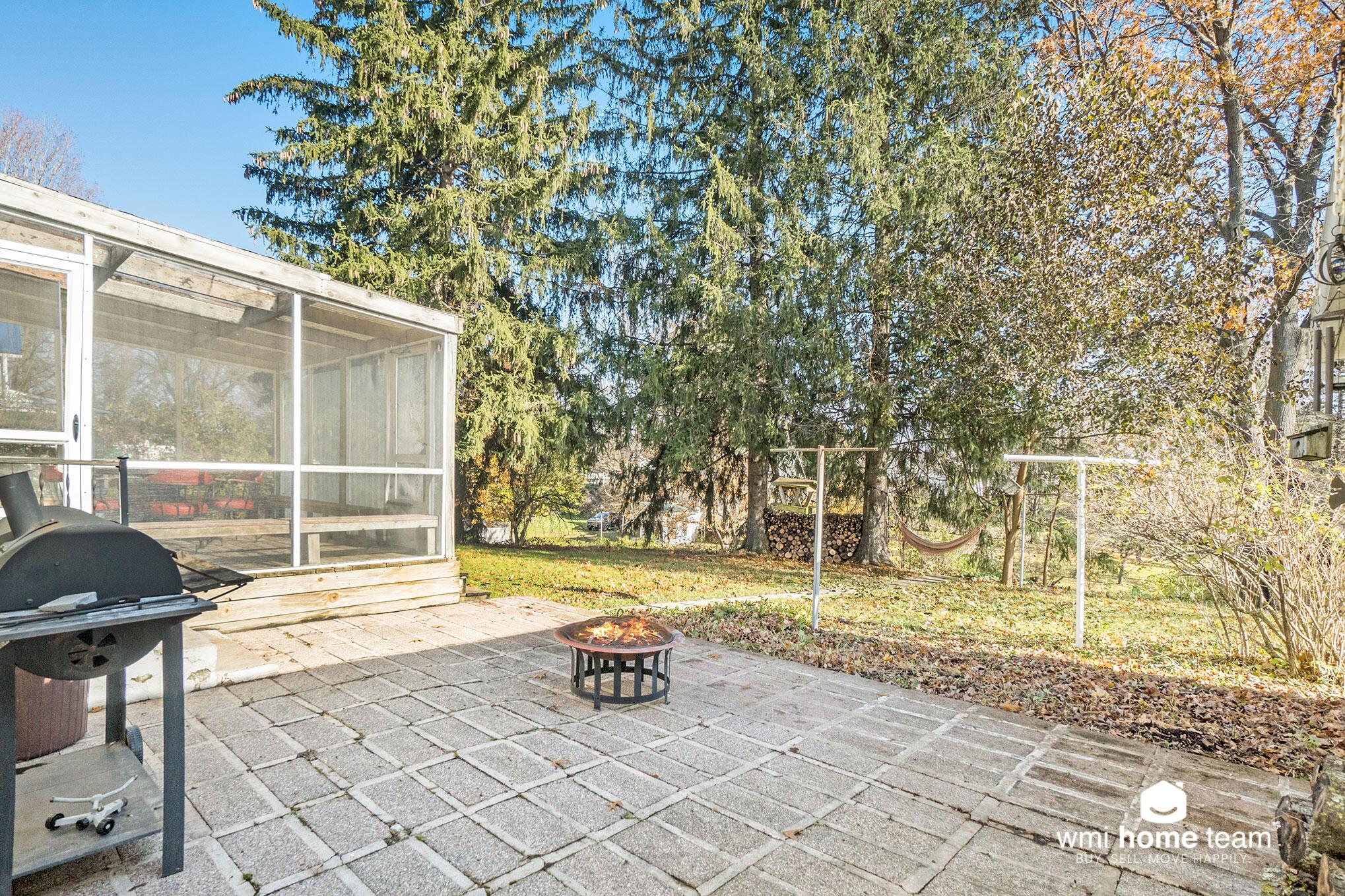 408 Ranney Street Belding, MI 48809 - Photo 10 of 15 Patio and Backyard