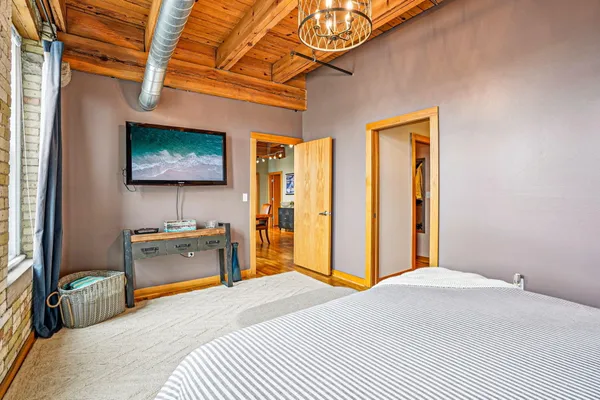 $600,000 | 413 North 2nd Street, Unit 570, Milwaukee, WI 53203