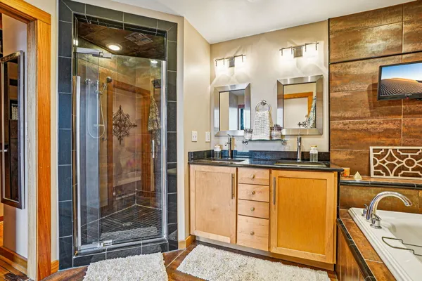$600,000 | 413 North 2nd Street, Unit 570, Milwaukee, WI 53203