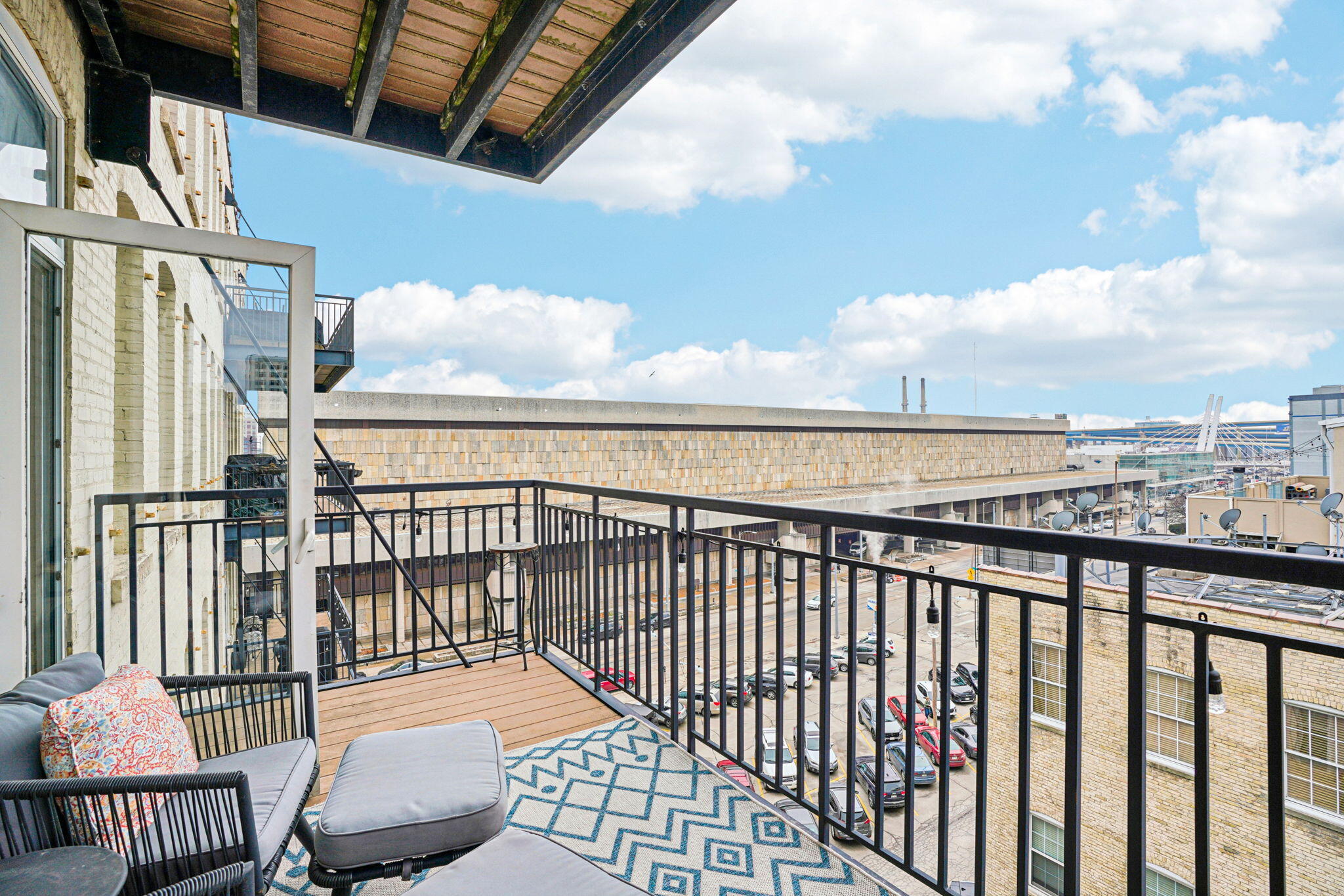 413 North 2nd Street, Unit 570 Milwaukee, WI 53203 - Photo 40 of 69 Balcony