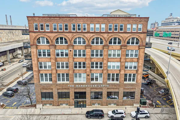 $600,000 | 413 North 2nd Street, Unit 570, Milwaukee, WI 53203