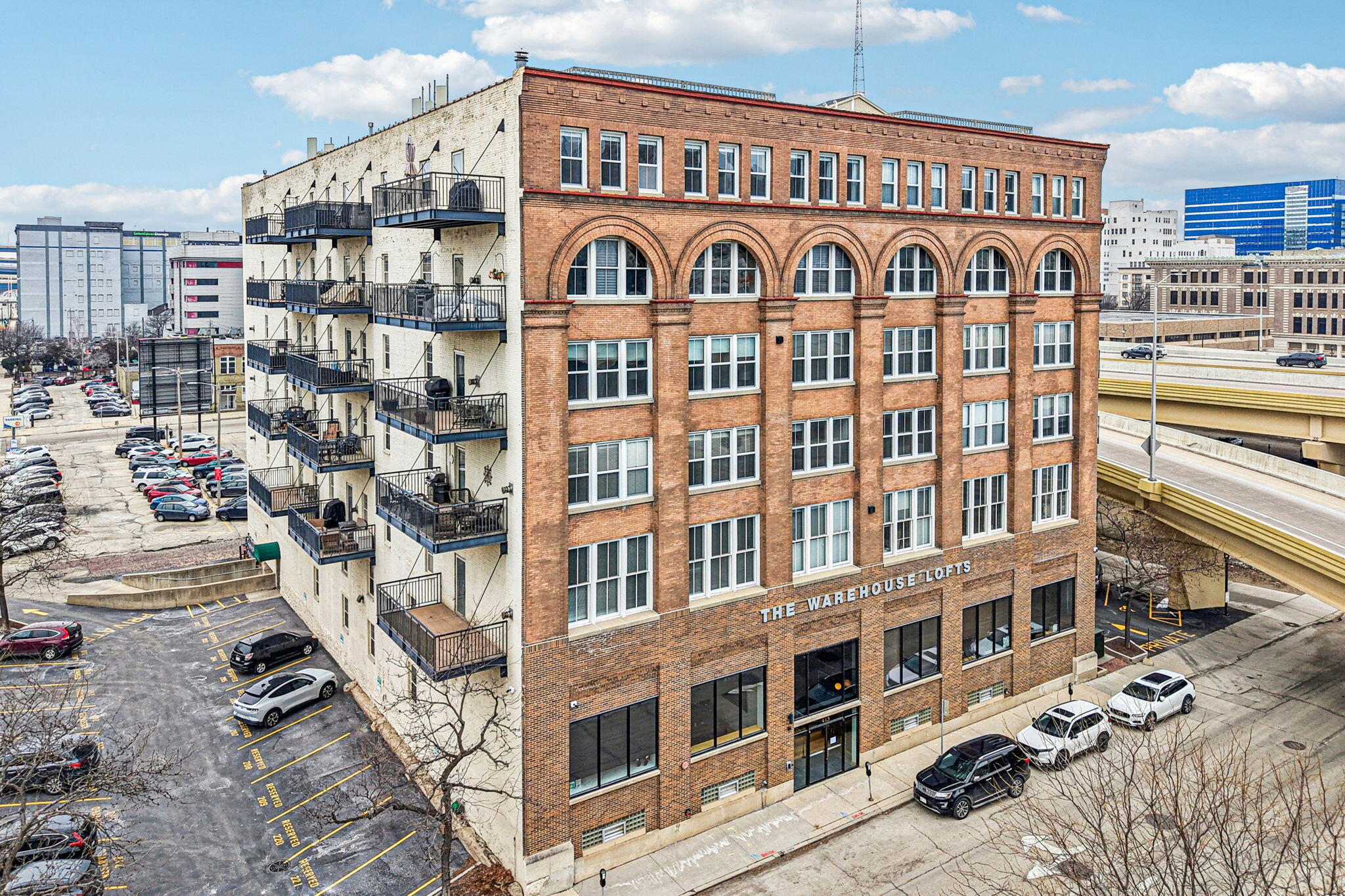 413 North 2nd Street, Unit 570 Milwaukee, WI 53203 - Photo 58 of 69 Exterior Views