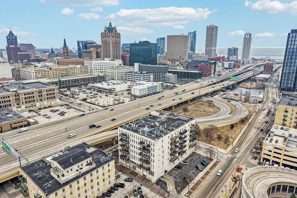 $600,000 | 413 North 2nd Street, Unit 570, Milwaukee, WI 53203