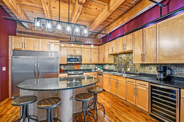 $600,000 | 413 North 2nd Street, Unit 570, Milwaukee, WI 53203