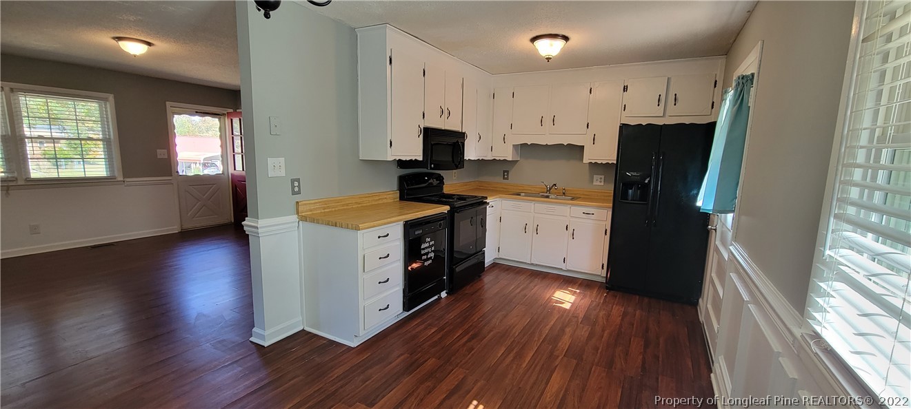 164 Azalea Drive Spring Lake, NC 28390 - Photo 11 of 25 Gallery Image 11