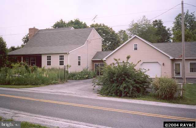 434 Hunterstown Hampton Road Gettysburg, PA 17325 - Photo 1 of 1