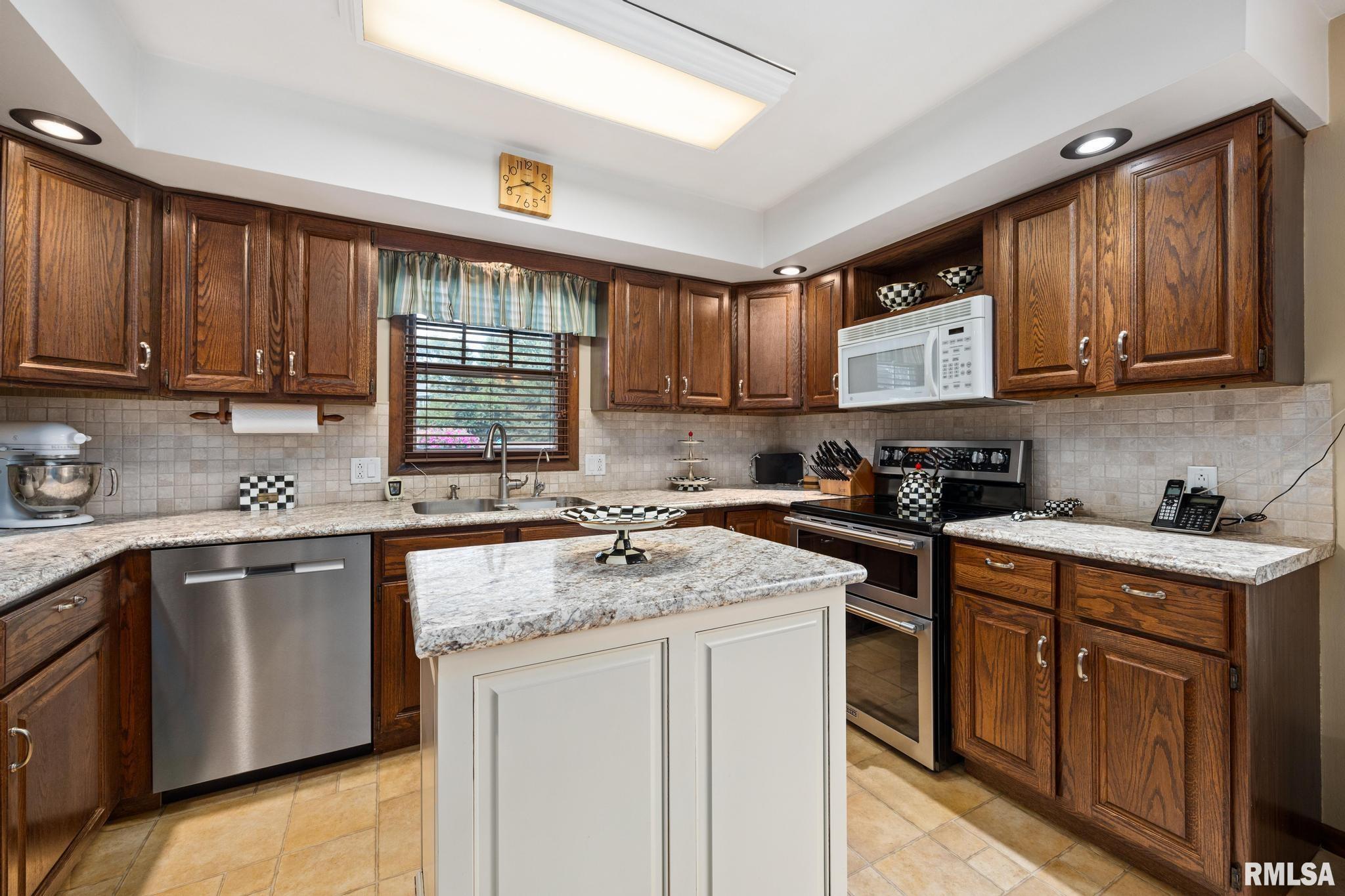 18 Pine Tree Road Kewanee, IL 61443 - Photo 17 of 58 Gallery Image 17