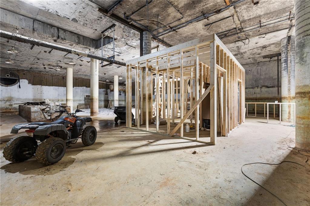 3627 Rd D Allen, KS 66833 - Photo 20 of 62