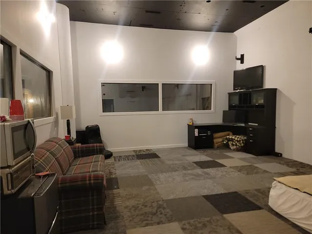 $699,900 | 3627 Rd D, Allen, KS 66833