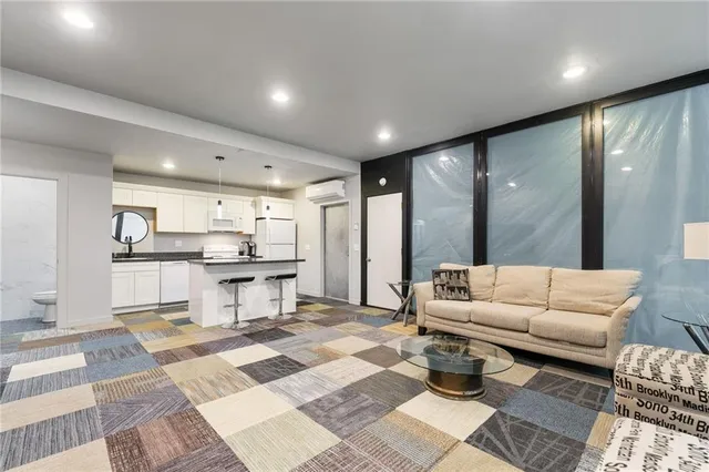 $699,900 | 3627 Rd D, Allen, KS 66833